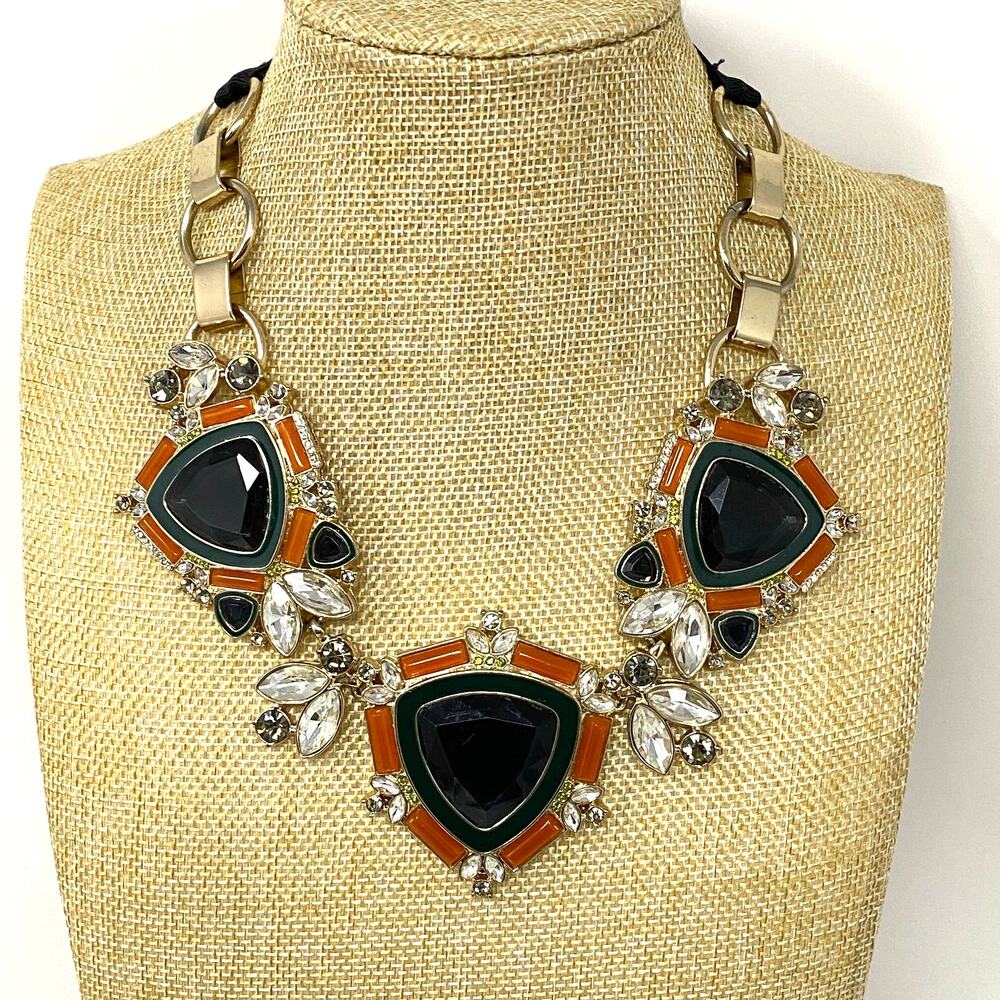 BANANA REPUBLIC REGALIA Hereldic Crystal Ribbon Statement Necklace Bib Medallion